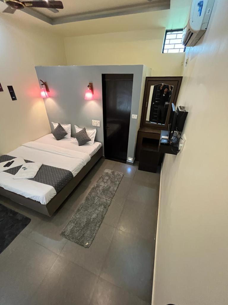 Vagator House Resort Goa מראה חיצוני תמונה