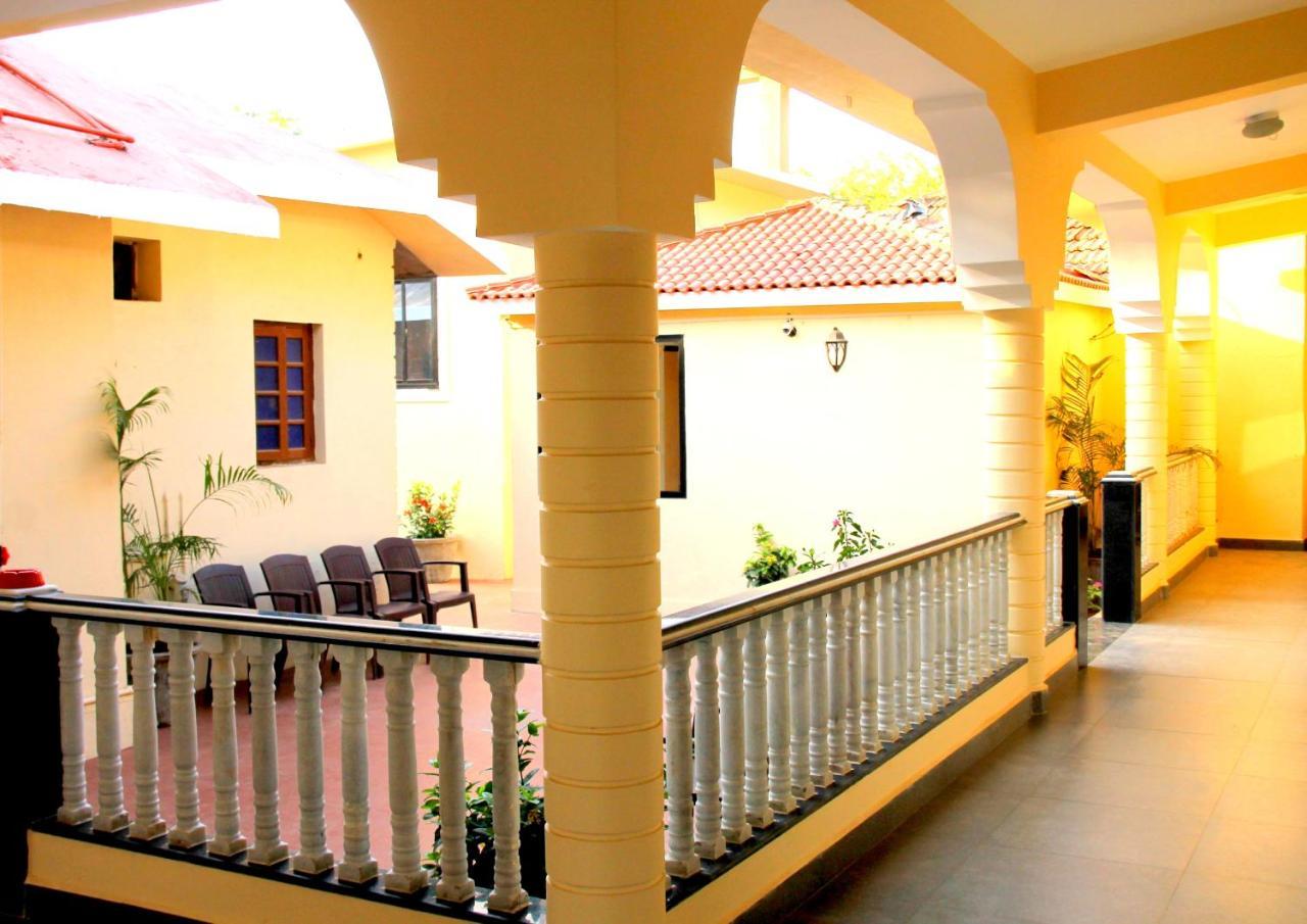 Vagator House Resort Goa מראה חיצוני תמונה